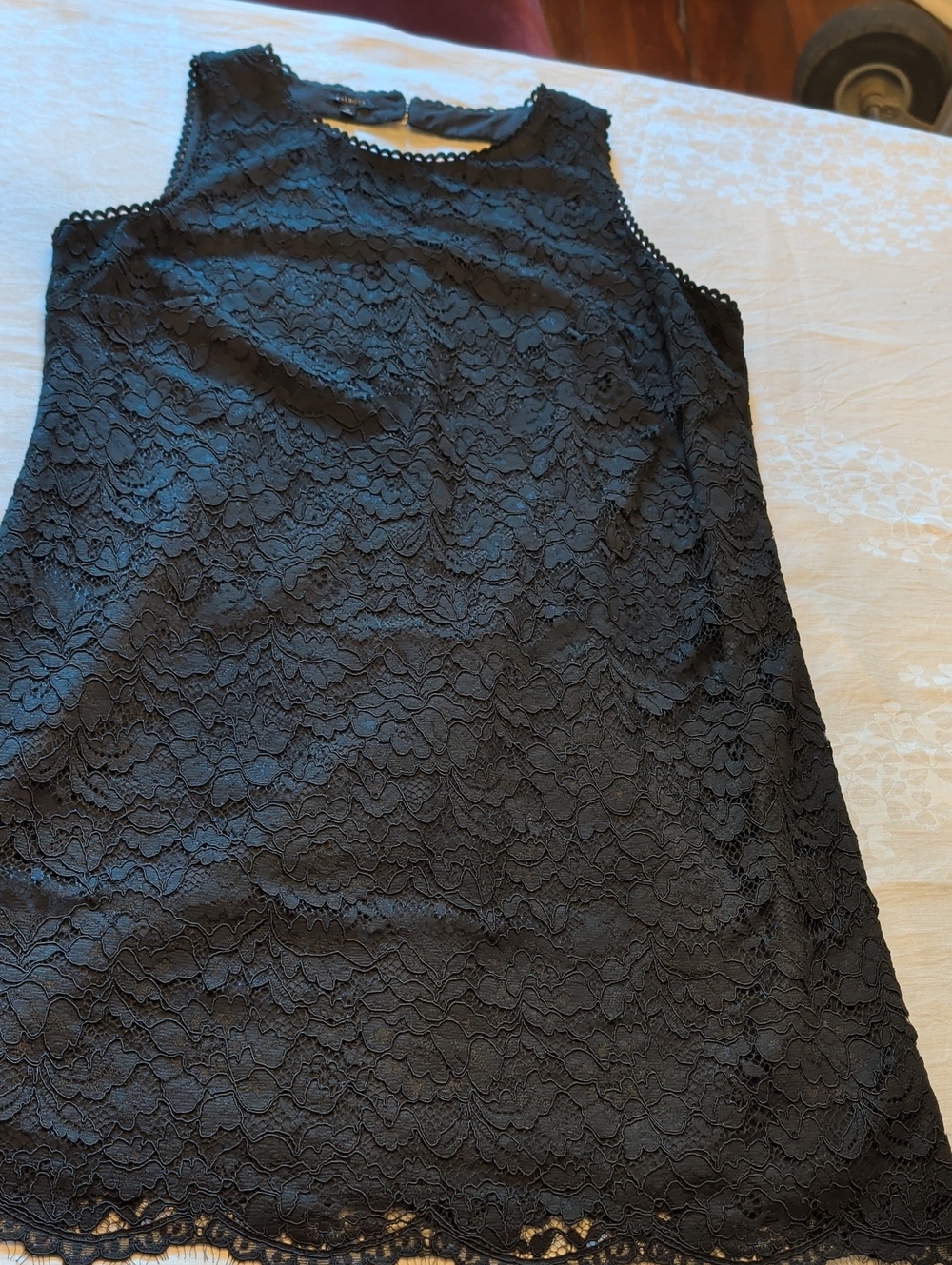 Ladies 16 Black Lace Sleeveless Shift Cocktail Dress